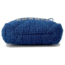 将图像加载到图库查看器中，CHANEL CHANEL22 Handbag BlueAS3980 Denim Size Mini
