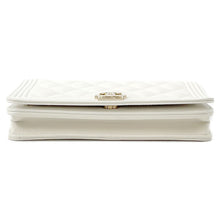 将图像加载到图库查看器中，CHANEL Boy Chanel Chain Wallet WhiteAP1117 Caviar Leather
