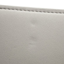 将图像加载到图库查看器中，CHANEL Boy Chanel Chain Wallet WhiteAP1117 Caviar Leather
