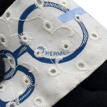 将图像加载到图库查看器中，HERMES Twilly Do Re Boucles Broderie Anglaise Blue/Blanc/MarineH853951S Silk100%
