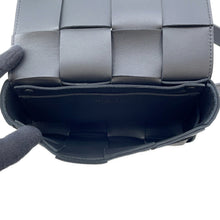 将图像加载到图库查看器中，Bottega Veneta Maxi INTRECCIATO Cassette Belt Bag Black668572 Leather
