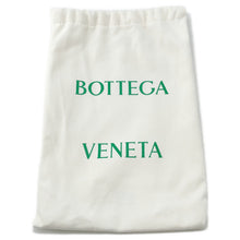 将图像加载到图库查看器中，Bottega Veneta Maxi INTRECCIATO Cassette Belt Bag Black668572 Leather
