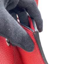 将图像加载到图库查看器中，PRADA Vitello Dyno 2-Way Handbag RedBN2693 Leather
