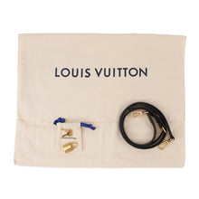 将图像加载到图库查看器中，LOUIS VUITTON Cannes NoirM43986 Monogram Monogram Reverse Canvas
