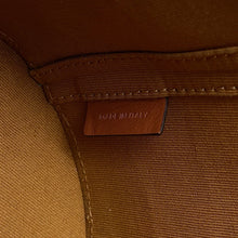 将图像加载到图库查看器中，CELINE Triomphe Tambour Shoulder Bag Tan195192 PVC Leather Size Medium
