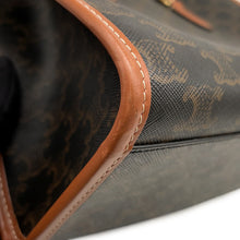 Load image into Gallery viewer, CELINE Triomphe Horizontal Cabas Tan199742BZJ.04LU PVC Leather
