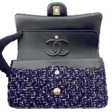 Load image into Gallery viewer, CHANEL Matelasse Double Flap ChainShoulder Purple/BlackA01112 Tweed Size 25

