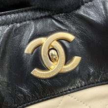 Load image into Gallery viewer, CHANEL In the Mix 2way Bag Beige/BlackA67031 Leather
