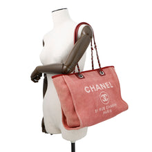 Load image into Gallery viewer, CHANEL Deauville Chain Tote Bag PinkA67001 Canvas
