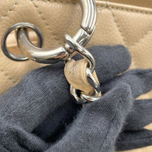 将图像加载到图库查看器中，CHANEL GST tote BeigeA50995 Caviar Leather
