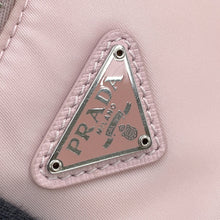 将图像加载到图库查看器中，PRADA Re-Nylon Re-Edition 2005 Shoulder Bag Pink1BH204 Nylon
