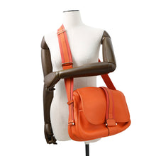 Load image into Gallery viewer, HERMES Boolean Lang Sanguine Taurillon Clemence
