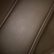 Load image into Gallery viewer, HERMES Bolide Etoupe Taurillon Clemence Size 31
