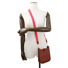 Load image into Gallery viewer, HERMES Evelyne Long Rouge H Taurillon Clemence Size TPM
