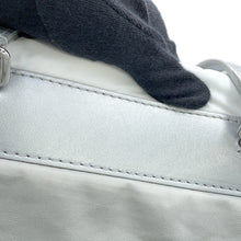 Load image into Gallery viewer, LOUIS VUITTON LV SKI Onthego FrostM11847 Monogram・Nylon Size MM
