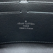 Load image into Gallery viewer, LOUIS VUITTON Soft Trunk / Wallet NoirM69838 Monogram Eclipse
