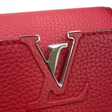 Load image into Gallery viewer, LOUIS VUITTON Capucines RubyM94754 Taurillon Leather Size BB
