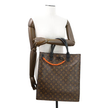 Load image into Gallery viewer, LOUIS VUITTON Sac Plat NoirM44475 Monogram / Solar Powered Ray
