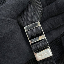 将图像加载到图库查看器中，PRADA Backpack Black2VZ062 Nylon
