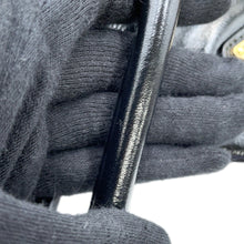 将图像加载到图库查看器中，PRADA Shoulder Bag Black1BD376 Leather Size Medium
