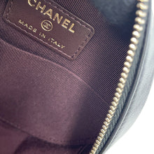 Load image into Gallery viewer, CHANEL Matelasse Round ChainShoulder Bag BlackA70657 Lambskin
