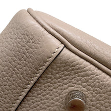 Load image into Gallery viewer, HERMES Lindy Gris Tourterelle Taurillon Clemence Size 34
