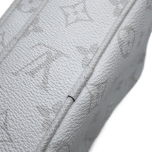 Load image into Gallery viewer, LOUIS VUITTON Alpha Messenger BlancM31069 Monogram Taiga Leather
