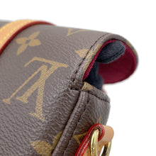 将图像加载到图库查看器中，LOUIS VUITTON Micro Chantilly RedM46643 Monogram
