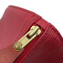 Load image into Gallery viewer, LOUIS VUITTON Speedy Castilian RedM43017 Epi Leather Size 25
