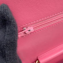 将图像加载到图库查看器中，CHANEL Double piece Chain wallet PinkA33814 Lambskin
