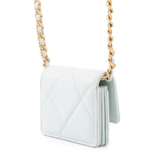将图像加载到图库查看器中，CHANEL CHANEL19 Matelasse Chain Wallet Light BlueAP1787 Lambskin
