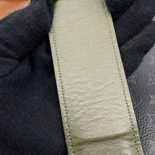 将图像加载到图库查看器中，LOUIS VUITTON Amazon sling bag NoirM45439 Monogram Eclipse
