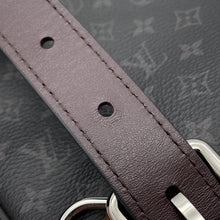将图像加载到图库查看器中，LOUIS VUITTON Amazon sling bag NoirM45439 Monogram Eclipse
