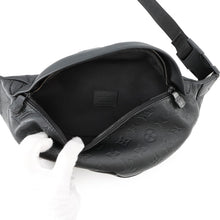 Load image into Gallery viewer, LOUIS VUITTON Discovery・Bumbag NoirM46036 Monogram Shadow Size PM
