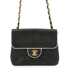 Load image into Gallery viewer, CHANEL Matelasse ChainShoulder Bag Black/White Lambskin Size 18
