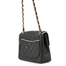 Load image into Gallery viewer, CHANEL Matelasse ChainShoulder Bag Black/White Lambskin Size 18
