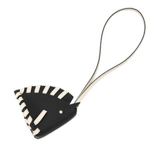 将图像加载到图库查看器中，HERMES Cheval Tresse Bag Charm Black / Nata Epsom
