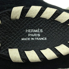将图像加载到图库查看器中，HERMES Cheval Tresse Bag Charm Black / Nata Epsom
