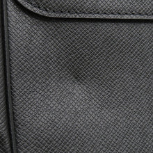 将图像加载到图库查看器中，LOUIS VUITTON Roman NoirM32726 Taiga Leather Size PM
