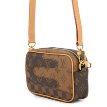 将图像加载到图库查看器中，LOUIS VUITTON Trocadero Wearable Wallet BrownM26020 Monogram・Landscape
