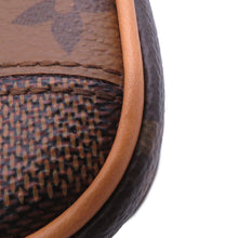 将图像加载到图库查看器中，LOUIS VUITTON Trocadero Wearable Wallet BrownM26020 Monogram・Landscape
