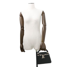 将图像加载到图库查看器中，LOUIS VUITTON Capucines MINI NoirM11342 Taurillon Leather Size MINI
