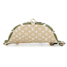 Load image into Gallery viewer, LOUIS VUITTON Bumbag Khaki/White/BeigeM44611 Monogram Monogram Giant
