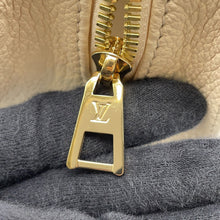 Load image into Gallery viewer, LOUIS VUITTON Onthego EW claimM23698 Monogram Empreinte Leather

