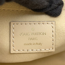 Load image into Gallery viewer, LOUIS VUITTON Onthego EW claimM23698 Monogram Empreinte Leather
