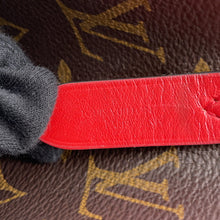 Load image into Gallery viewer, LOUIS VUITTON Neonoe CoquelicotM44021 Monogram Size MM
