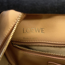 Load image into Gallery viewer, LOEWE Amazona 2WAYBag Warm Desert/RedA039N08X02 Jacquard Leather Size 28
