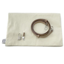 Load image into Gallery viewer, LOEWE Suna Fujita Collaboration Amazona Cropped 2-Way Bag Sand Leather Size 23
