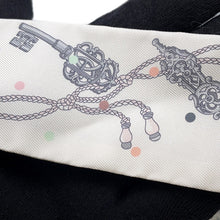 将图像加载到图库查看器中，HERMES Twilly LES CLES A POIS Blanc/Griacher063871S Silk100%
