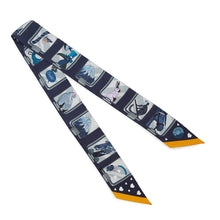 Load image into Gallery viewer, HERMES Twilly HERMES STORY Marine/Grease/Gold063875S Silk100%
